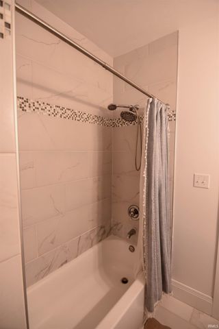 2120 E Blackford Avenue, Evansville, IN 47714