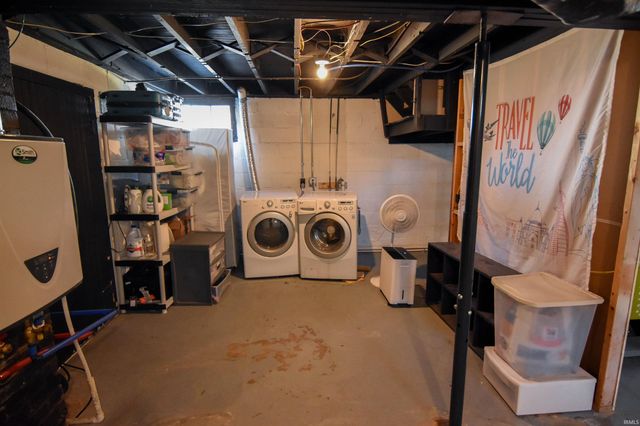 2120 E Blackford Avenue, Evansville, IN 47714