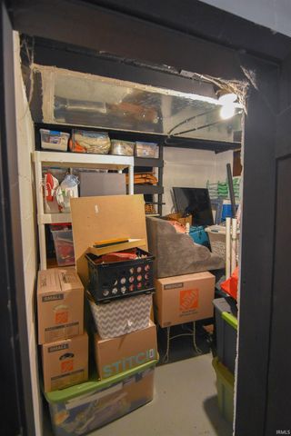 2120 E Blackford Avenue, Evansville, IN 47714