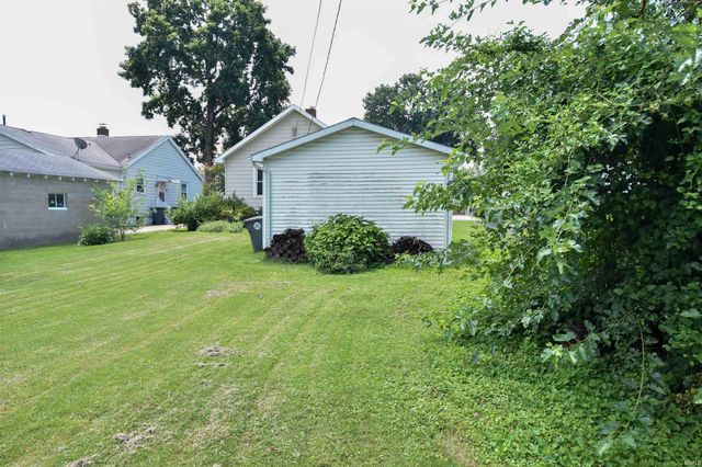 2120 E Blackford Avenue, Evansville, IN 47714