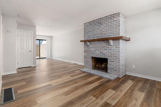 410 Edinburgh Road, 410, Dublin, OH 43017