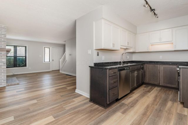 410 Edinburgh Road, 410, Dublin, OH 43017