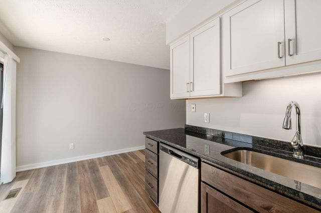 410 Edinburgh Road, 410, Dublin, OH 43017