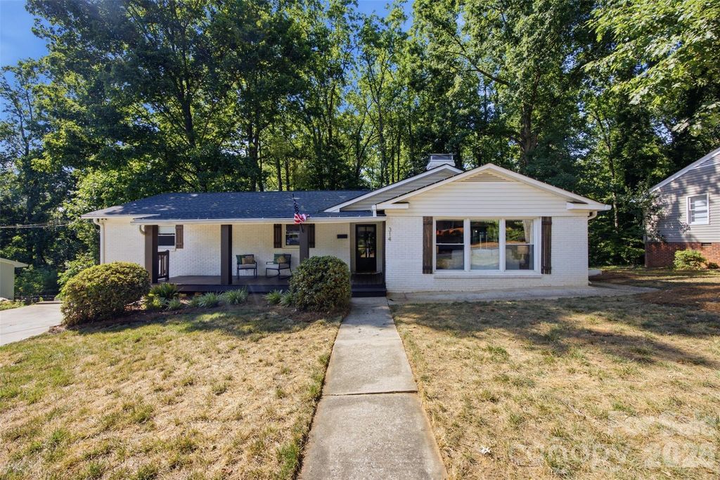 314 Dogwood Lane, Belmont, NC 28012