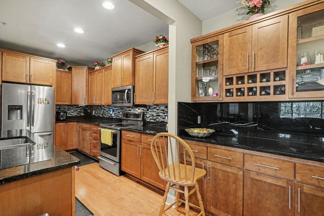 14588 Florissant Path 5090, Apple Valley, MN 55124