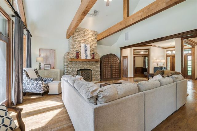 3812 Creek Bank Drive, Edmond, OK 73003