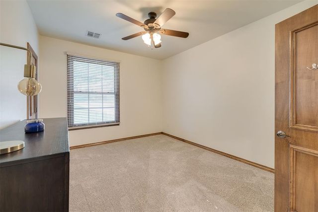 3812 Creek Bank Drive, Edmond, OK 73003