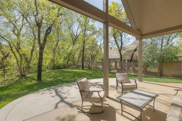 3812 Creek Bank Drive, Edmond, OK 73003
