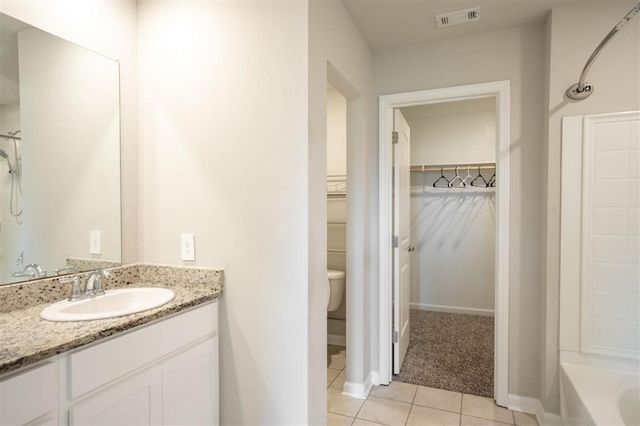 2234 S Savannah Lakes Drive, Lake Charles, LA 70607
