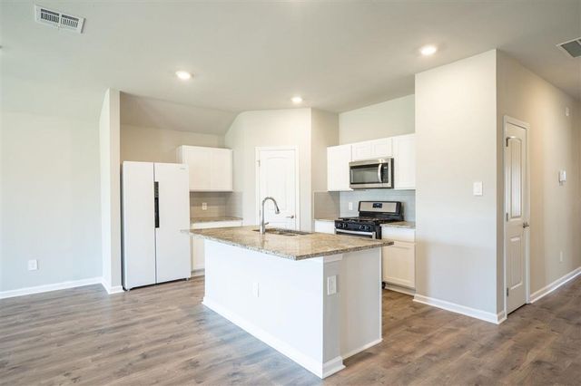2234 S Savannah Lakes Drive, Lake Charles, LA 70607