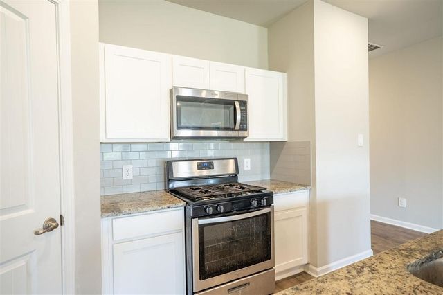 2234 S Savannah Lakes Drive, Lake Charles, LA 70607