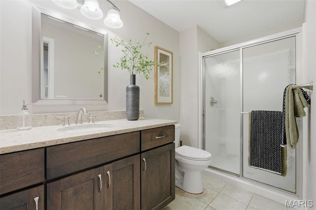 17141 Chaise Ridge Road, Chesterfield, MO 63005
