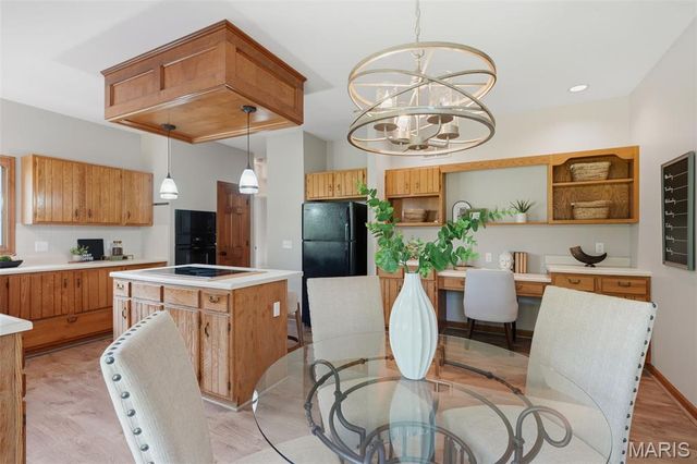 17141 Chaise Ridge Road, Chesterfield, MO 63005