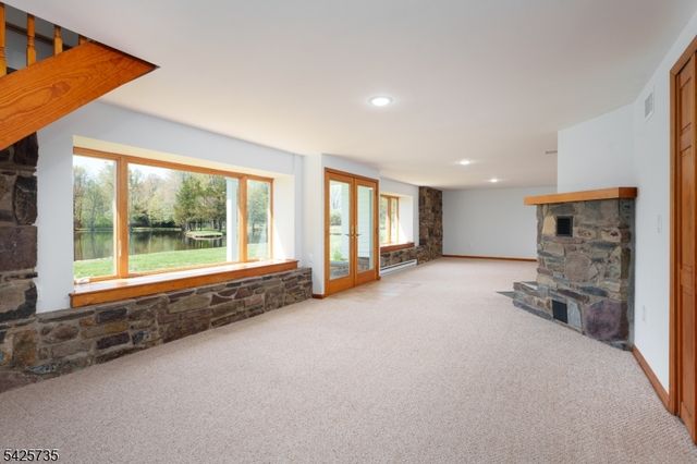 194 Locktown Flemington Rd, Delaware Twp., NJ 08822