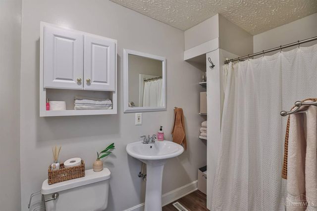 320 McClelland Avenue, St Bernard, OH 45217