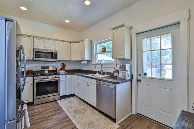 320 McClelland Avenue, St Bernard, OH 45217