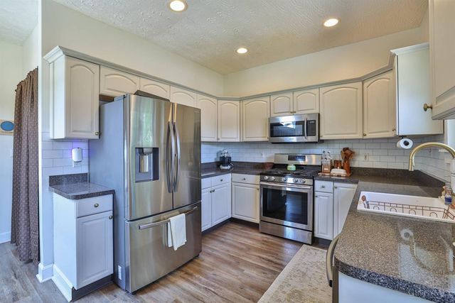 320 McClelland Avenue, St Bernard, OH 45217