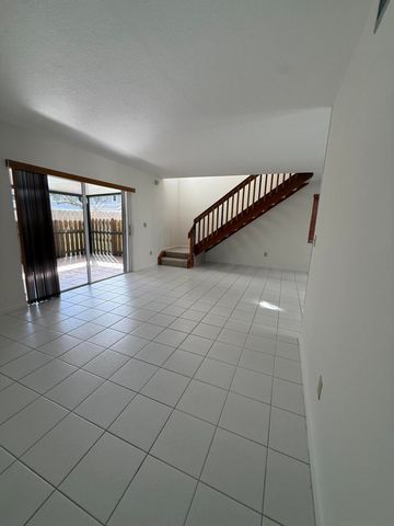 12184 SW 49th Place, Cooper City, FL 33330