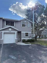12184 SW 49th Place, Cooper City, FL 33330