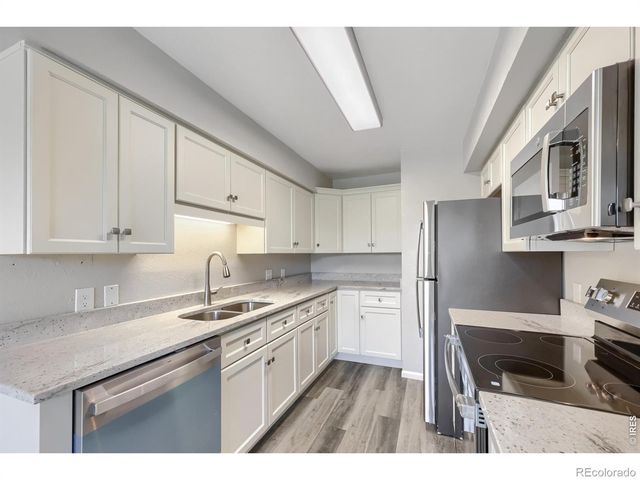 7395 E Eastman Avenue 203, Denver, CO 80231