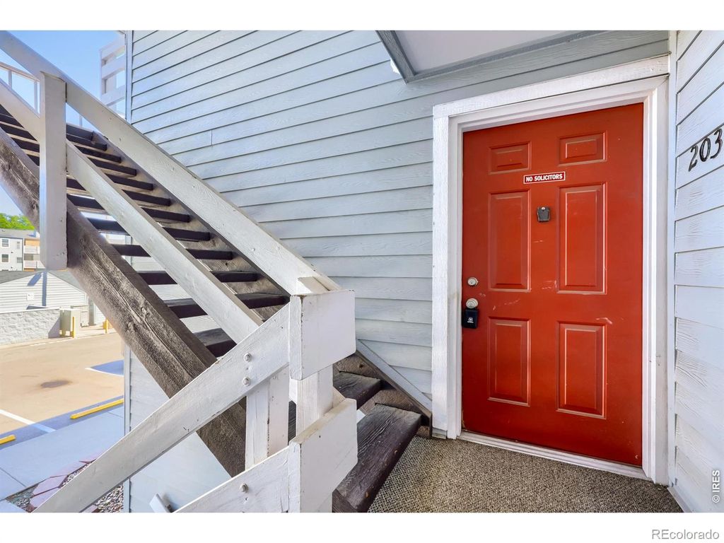 7395 E Eastman Avenue 203, Denver, CO 80231