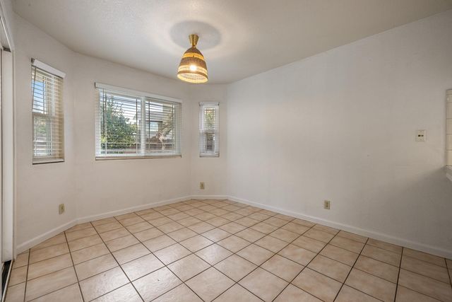 1940 N Berkeley Ave, Turlock, CA 95382