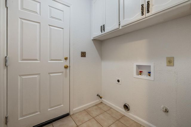 1940 N Berkeley Ave, Turlock, CA 95382