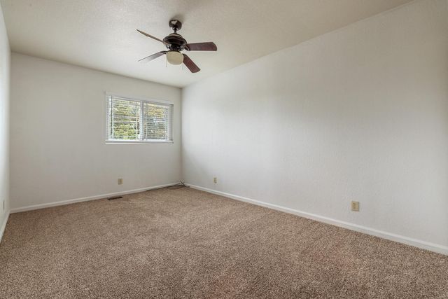 1940 N Berkeley Ave, Turlock, CA 95382