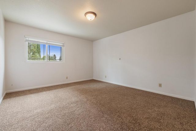 1940 N Berkeley Ave, Turlock, CA 95382