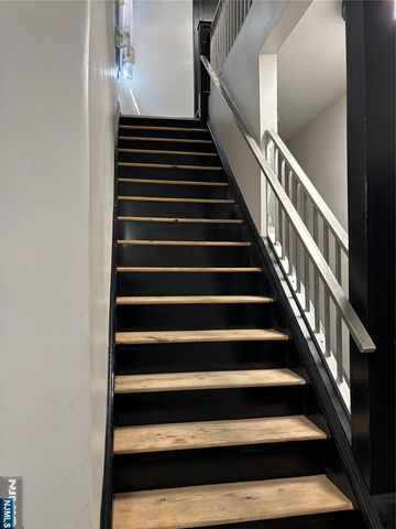 86 Center Street 2F, Clifton, NJ 07011