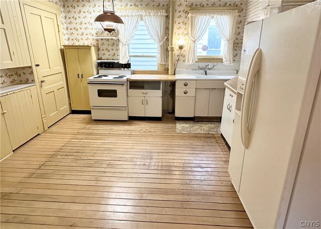 751 Allen Street, Syracuse, NY 13210