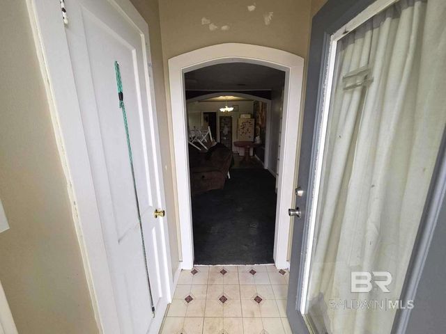 18118 Mimosa Avenue, Robertsdale, AL 36567