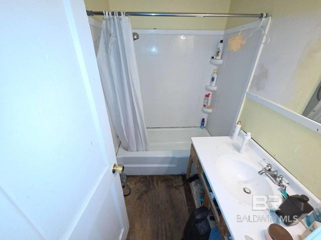 18118 Mimosa Avenue, Robertsdale, AL 36567