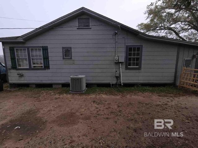 18118 Mimosa Avenue, Robertsdale, AL 36567