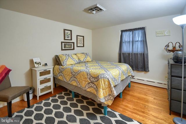 1101 CHURCH RD, East Greenville, PA 18041