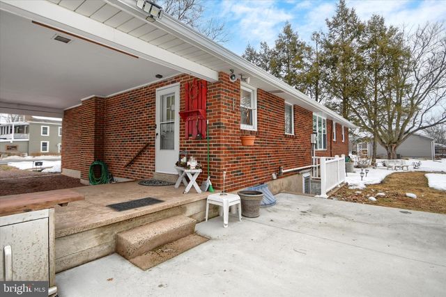 1101 CHURCH RD, East Greenville, PA 18041