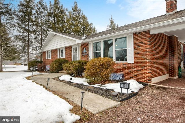 1101 CHURCH RD, East Greenville, PA 18041