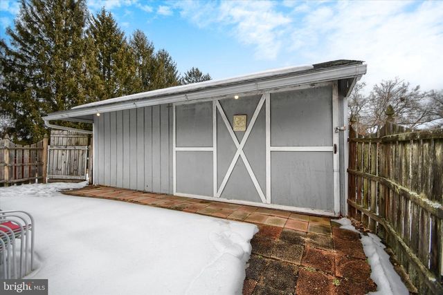 1101 CHURCH RD, East Greenville, PA 18041