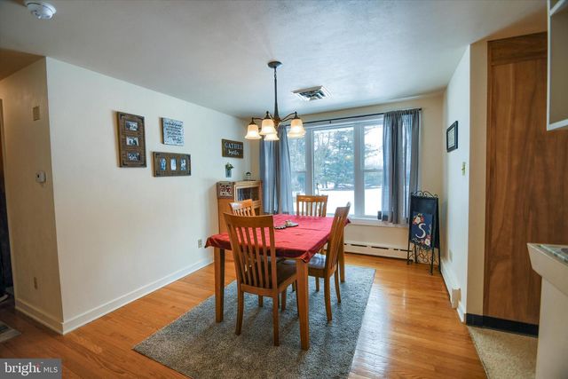 1101 CHURCH RD, East Greenville, PA 18041