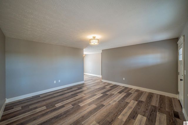 870 Lebanon Church Road, Paducah, KY 42003