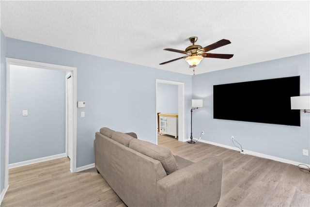 2 Riverwoods Court, East Providence, RI 02916