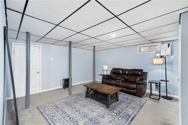 2 Riverwoods Court, East Providence, RI 02916