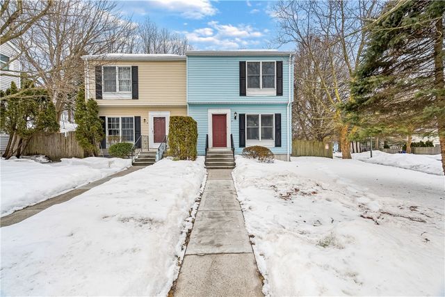 2 Riverwoods Court, East Providence, RI 02916