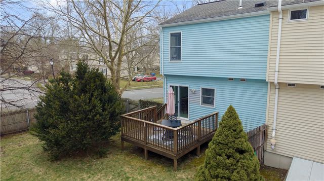 2 Riverwoods Court, East Providence, RI 02916