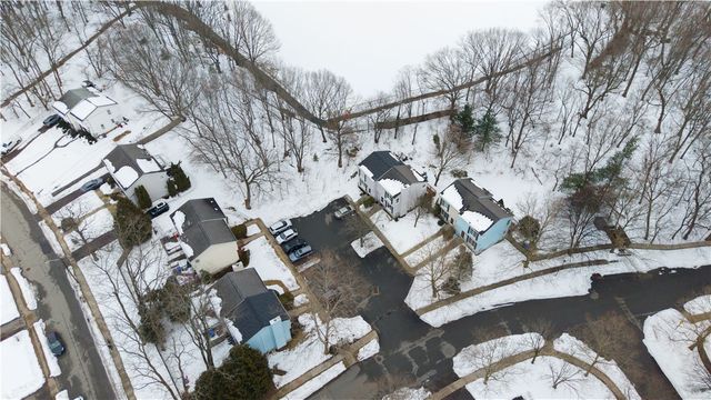 2 Riverwoods Court, East Providence, RI 02916