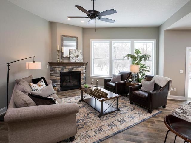 22752 Raven Street NW, Oak Grove, MN 55005