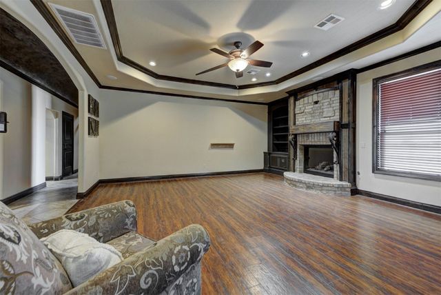 9411 Dickerson NE Road, Piedmont, OK 73078
