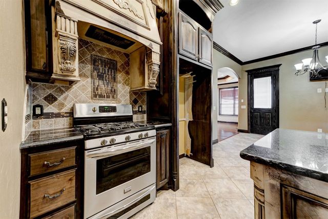 9411 Dickerson NE Road, Piedmont, OK 73078