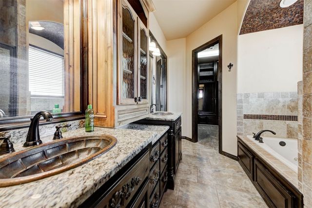 9411 Dickerson NE Road, Piedmont, OK 73078