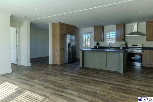 2532 Southern Dr, Latta, SC 29565